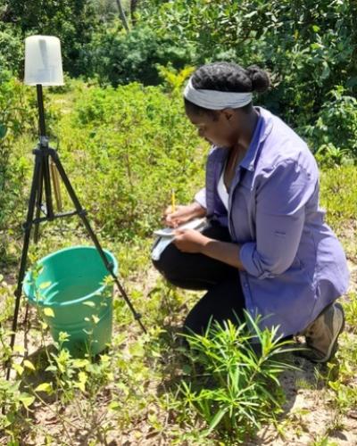 EEB graduate student Sudan Kariuki in the field.